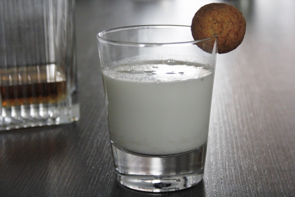 Hot Almond Toddy