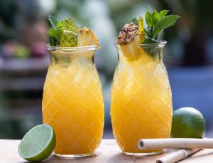 Rum swizzle cocktail